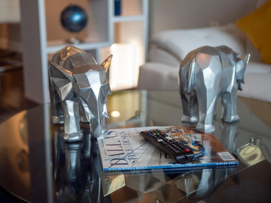Appartement Downtown Luxe Skyline Haven. à Dallas Extérieur photo
